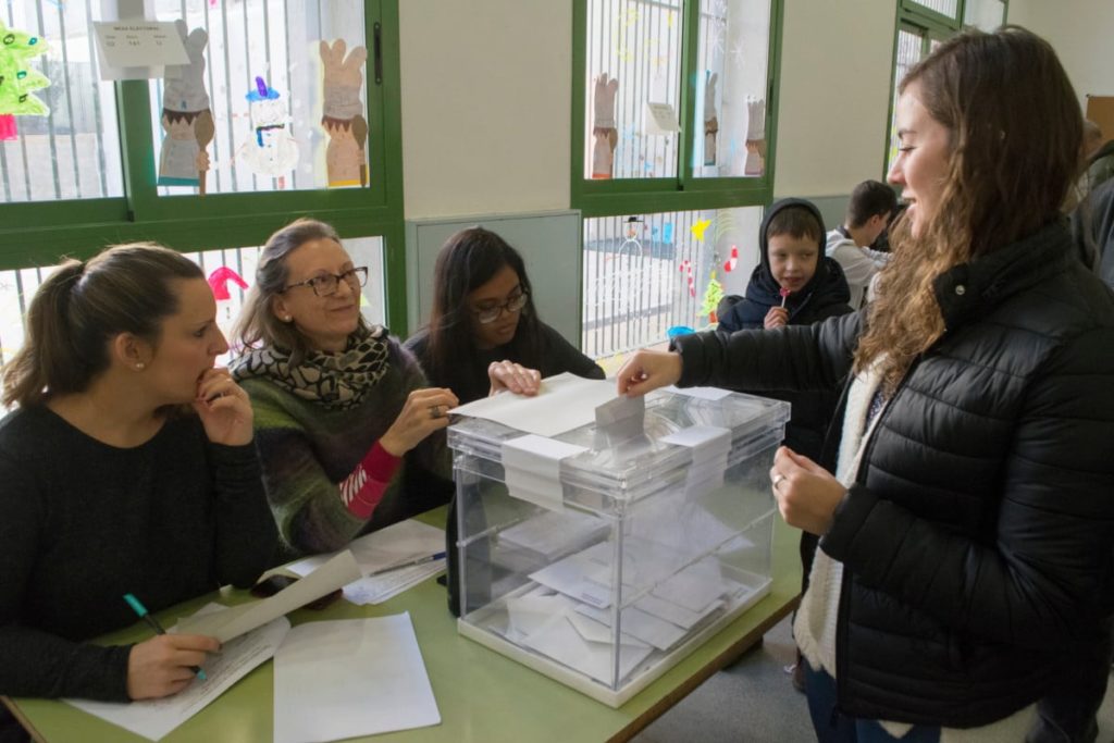 Cómo votar por correo en Málaga para las elecciones autonómicas y municipales 2023